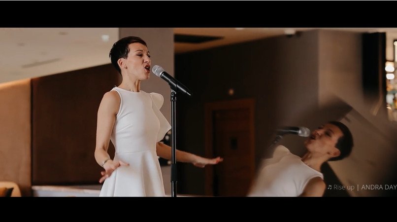 Wawa West - Chanteuse professionnelle et coach vocal pour vos événements