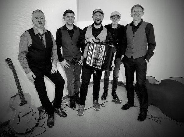 Bac Plus Zinc  - Chansons du patrimoine français.