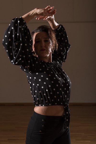 Sandrine ALLANO - apprendre le flamenco (initiation/cours tous publics)
