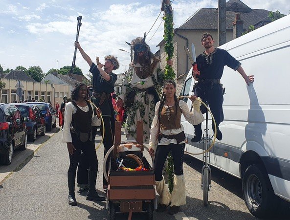Cie Dreamlighters - PARADE MEDIEVALE