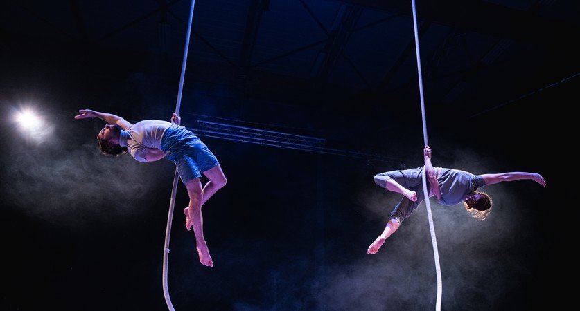le Duo Pendu  - Compagnie de corde-lisse 