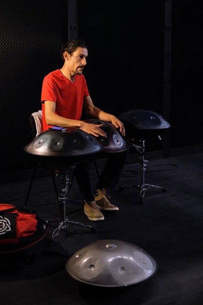 Mihasane  - Artiste Musicien Multi-instrumentiste 