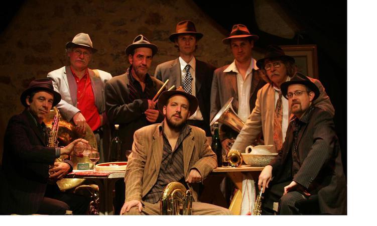 TARAF GOULAMAS Fanfare Culinaire Tzigane présente son spectacle "A Table !"