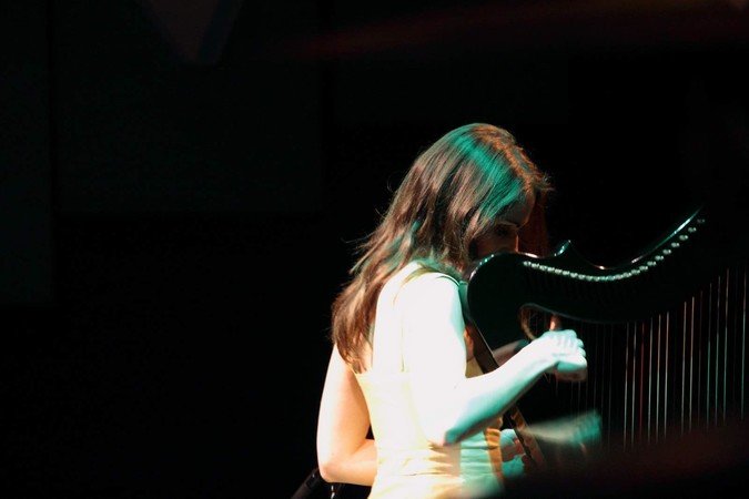 Leen Ade - Harpe celtique/guitare /Voix - Musiques celtiques et folk