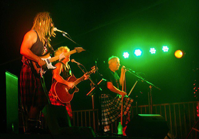 LES CARIBOUX DU POITOU - Trio de chansons françaises
