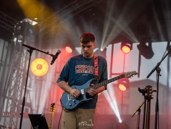 Matis LAURENT - Guitariste - Chanteur 