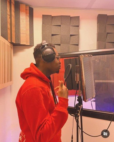 Micken's Seven's - Chanteur disponible pour vos événements