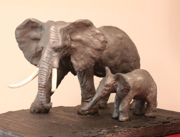 Bernard animateur - Atelier de modelage sculpture.