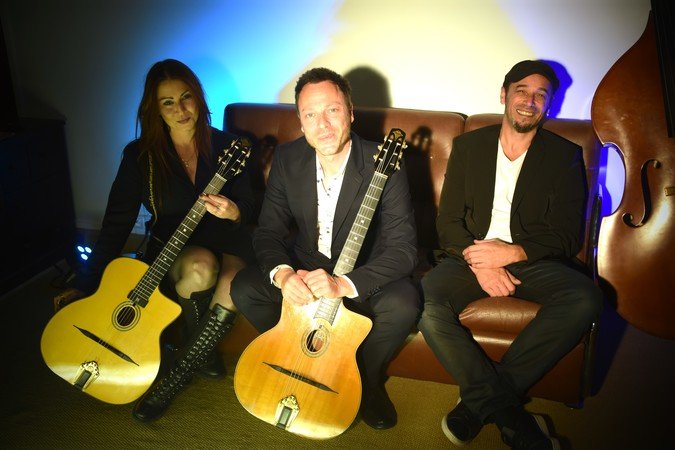 ADRIEN CAMARET TRIO - De Django Reinhardt au Trio Rosenberg