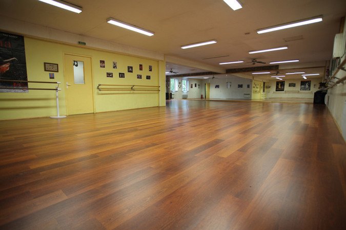 A céder salle de danse avec clientèle de qualité