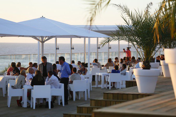 Le Grand Hôtel De La Plage Biscarrosse 40600 Spectable