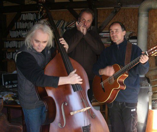 le groupe Roots again propose concert de blues-folk 