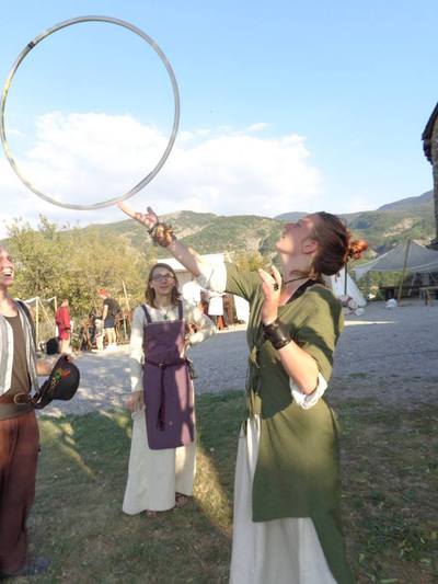 éMâat - artiste de cirque spécialiser dans le jonglage