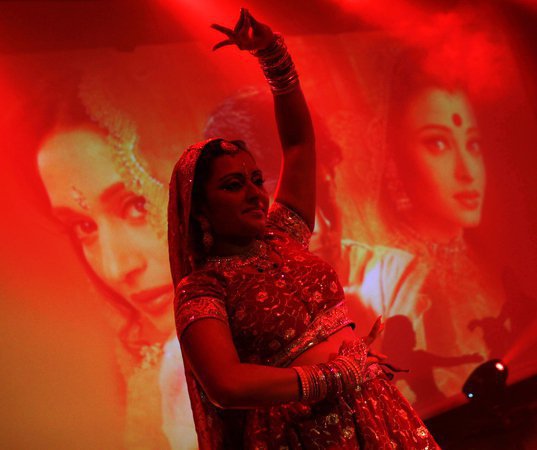 Groupe INDEpenDANCE Bolly - Troupe de danse indienne Bollywood