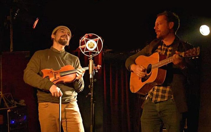 Moth Creek - American Folk oldtime  - Groupe acoustique disponible pour vos concerts et events 