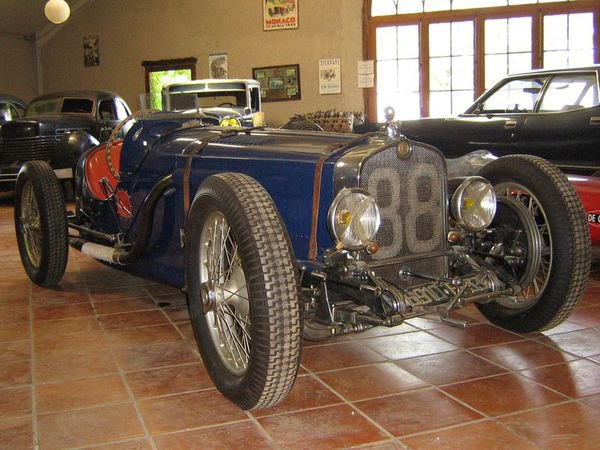 Musée Auto du château de Sanxet