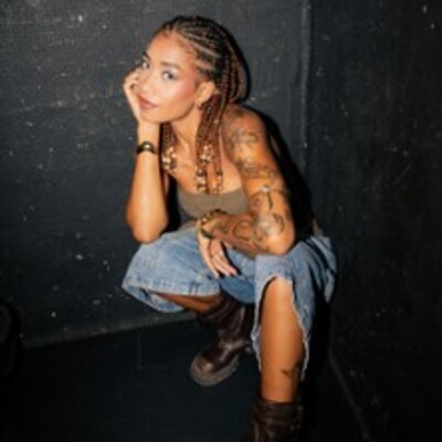 "Shaïna Pronzola en Live Acoustique"
