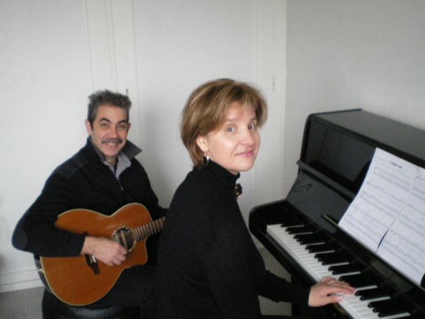 Agnès et Rinaldo S - cours de chant, piano et guitare