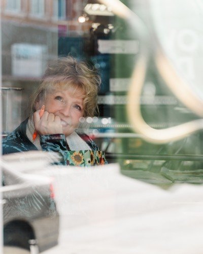 Célébrer Angèle Arsenault, par JeanetteArsenault