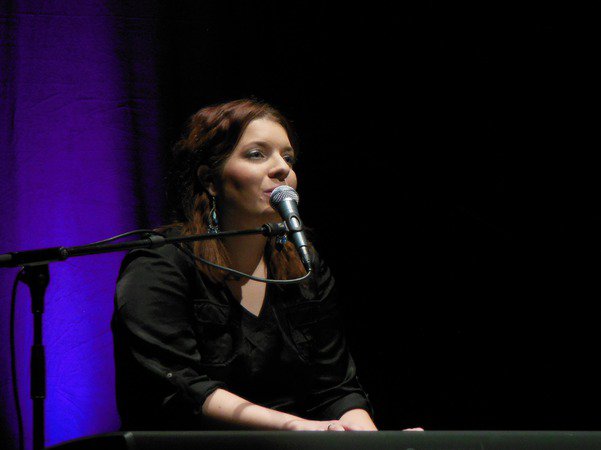 Fanny Candéli - Proposition concert chanson française à textes 