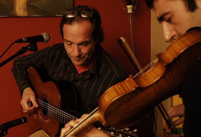 Cuartel Latino Trio