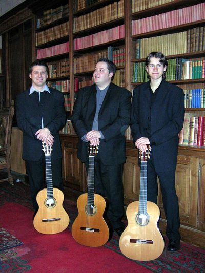 Trio de guitares alborada