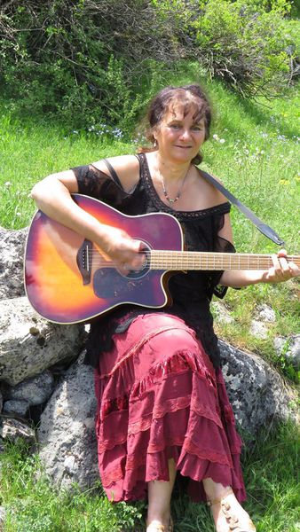 Véronique FARGUE - cours de guitare