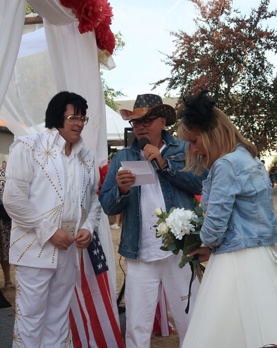 Bill Looking  - Sosie officiel d’Elvis Presley 