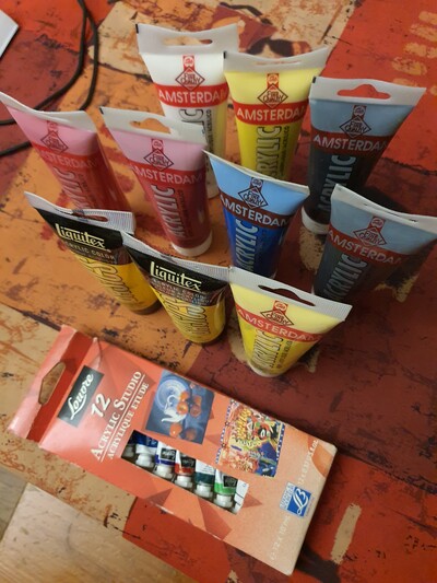 Tubes de peinture acrylique de 120 ml