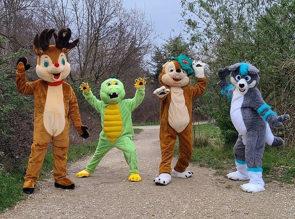Cie Dreamlighters - Les mascottes qui font des câlins