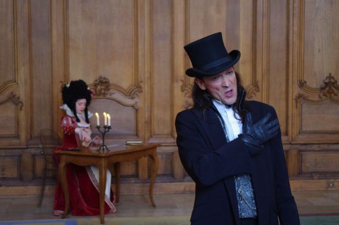 "De si beaux personnages" déambulation et interactions extraordinaires...