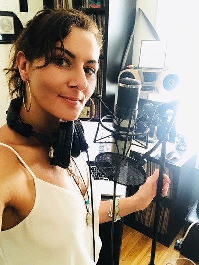 Dajla Lalia  - Cours de Piano et Coaching Vocal en Ligne et en Personne! 