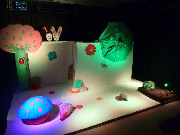 Lapidoux découvre son monde