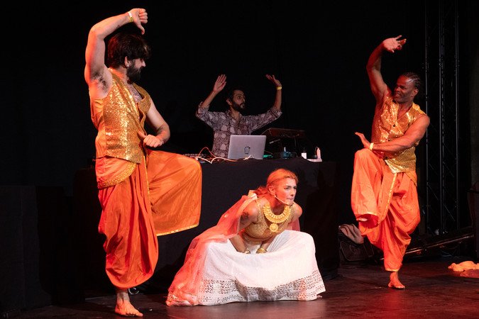 le cabaret bollywood - dans toute sa splendeur