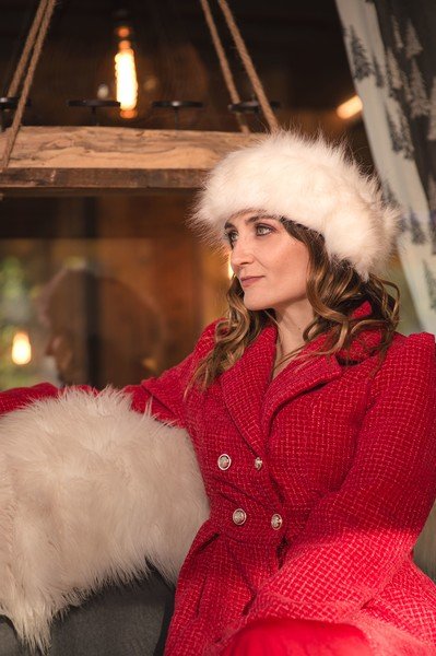 Pauline DIENNET - chanteuse pour vos marchés et événements de Noël