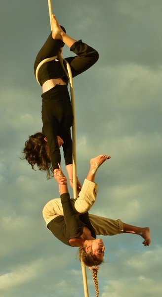 Cie Exuvie - Performances circassiennes  & dansées