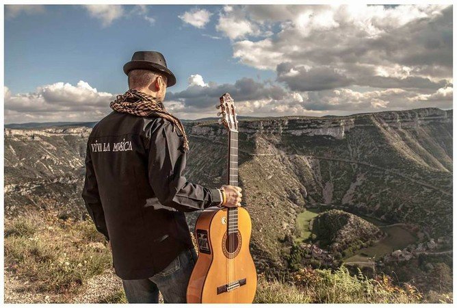 RUMBA Y MAS - Musique mariage - dans le Gard - Franky Joe Texier