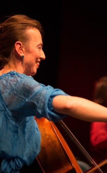 Sandrine ROUSSEL - Se connecter au son du violoncelle