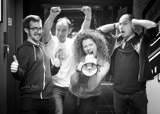 Undercover - Reprises pop rock. 