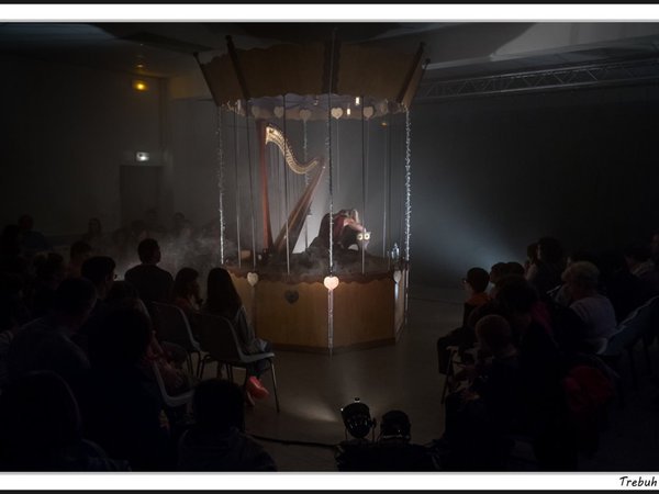 La boite à musique ensorcelée - Théâtre et chanson