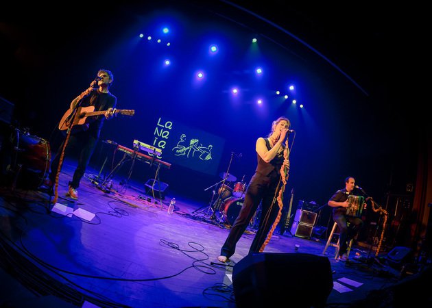 La Naïade - Reprises Chansons Françaises Festives