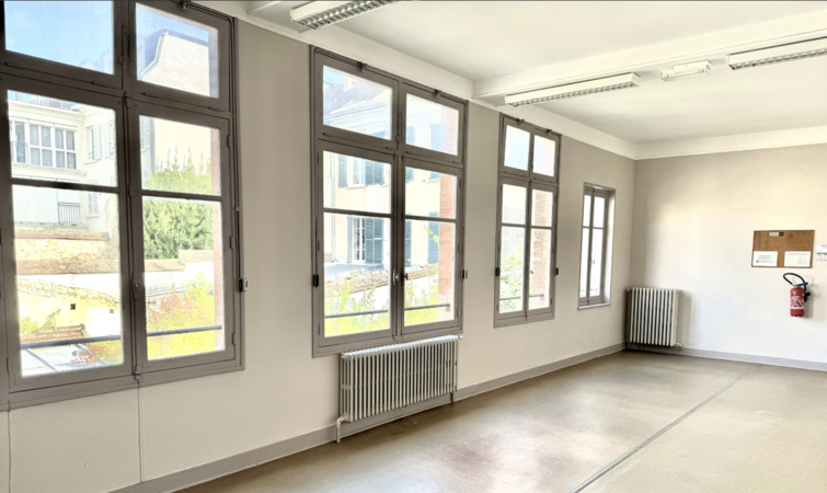 Vente grand studio de répétition ou atelier lumineux (70m²)