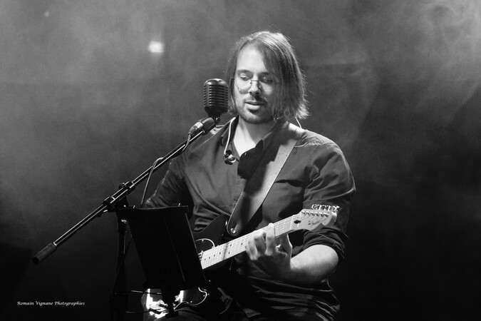 Clément Vigier - Chanteur guitariste pour vos événements