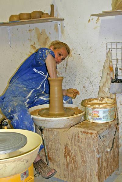 Isabel de Gea Poterie - COURS DE POTERIE
