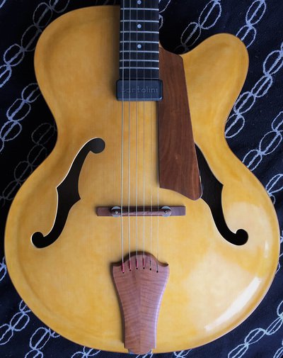 Atelier Chardonnet  - Artisan luthier facteur de guitares