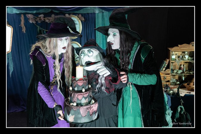 Compagnie Combin'Arts - La Symphonie des Sorcières - Spectacle de marionnettes