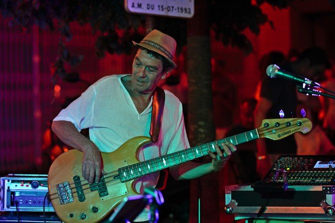 Bruno Quino  - Apprendre,Jouer Basse/Contrebasse