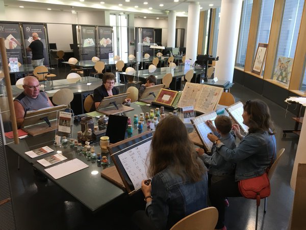 Atelier les 3 chouettes - Cours de Calligraphie occidentale et d'ornementation