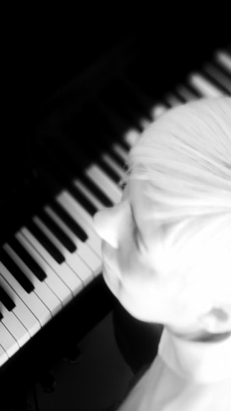 Grazzia Giu - Cours de piano et solfège simultanément ou chant jazz
