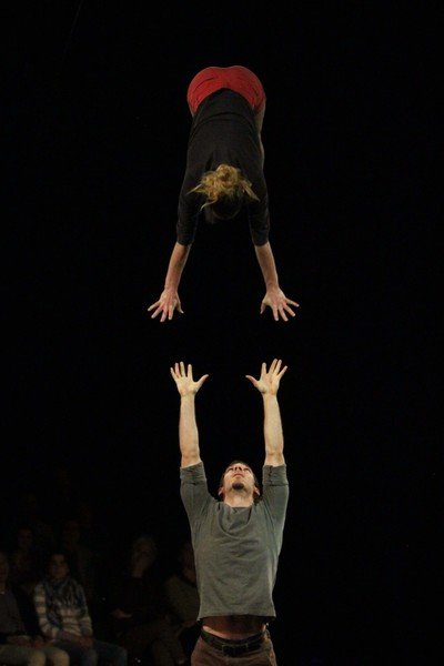 Numéro de Portés Acrobatiques - Li.EA.VING WITH